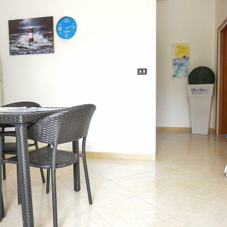 ホテル Blu Bed Salento トッレ・ラピッロ エクステリア 写真